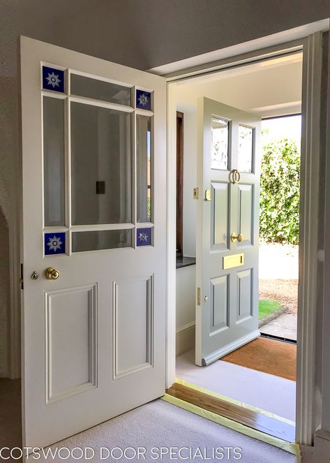 Vestibule Door Ideas, Internal Front Door Entrance, Victorian Porch Doors, Internal Porch Door Ideas, Internal Front Door, Porch Door Ideas Entrance, Victorian Glass Door, Victorian Back Door, Internal Glass Doors Hallways