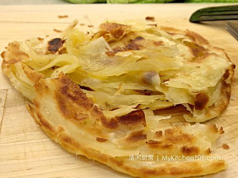 Roti Prata Recipe, Roti Canai Recipe, Paratha Roti, Roti Bread, Roti Canai, Roti Recipe, Paratha Recipes, Dough Ingredients, Indian Bread