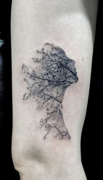 Woman Tree Tattoo, Reflection Tattoo, Tree Tattoo Back, Roots Tattoo, Feminine Shoulder Tattoos, Willow Tree Tattoos, Tree Tattoo Small, Tree Tattoos, Tree Tattoo Designs