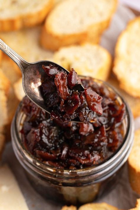 Sweet and savory bacon jam is one of my favorite ways to enhance a burger, dress up a charcuterie board, or just round out a piece of good, crusty bread. Perfectly layered with flavors of bacon, caramelized onions, garlic, brown sugar, and balsamic vinegar, it's a total show-stopper that you'll want to serve with everything! Onion Bacon Jam, Bacon Onion Jam Recipe, Onion Jam Recipe, Bacon Onion Jam, Bacon Jam Recipe, Savory Bacon, Bacon Gravy, 40 Aprons, Air Fryer Baked Potato