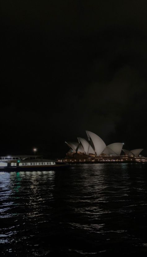 Inspiration Aesthetic, Nsw Australia, Photography Inspiration, Opera House, Sydney Opera House, Boats, Opera, Sydney, Moon