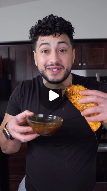 Ahmad Alzahabi on Instagram Ahmad Alzahabi, Quesabirria Tacos, Food Recipes Healthy, January 9, Taco Recipes, Meat Dishes, Recipes Healthy, Tacos, Meat