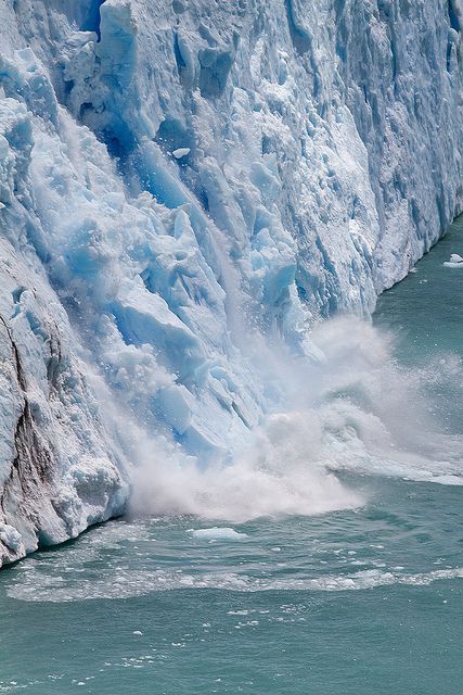 . Argentina Photo, Glaciers Melting, Patagonia Argentina, Ushuaia, Incredible Places, Lovely Things, Amazing Nature, Beautiful World, Wonders Of The World