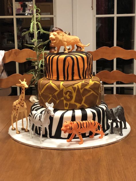 Three tired cake in animal prints for 3 year old birthday party. Animal Print Cakes Birthday, Tired Cake, Locs Blonde, Safari Cake, Zoo Birthday Party, Wild Party, Safari Cakes, Zoo Birthday, Third Birthday Party