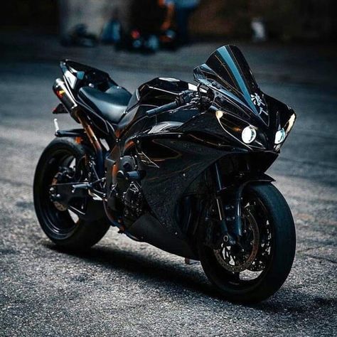 2012 Yamaha R1 all-black Yamaha R1 2012, Yamaha R6 Black, R1 Bike, Yamaha Sport, Biker Photography, Motorcross Bike, Custom Street Bikes, Custom Sport Bikes, Yamaha Bikes