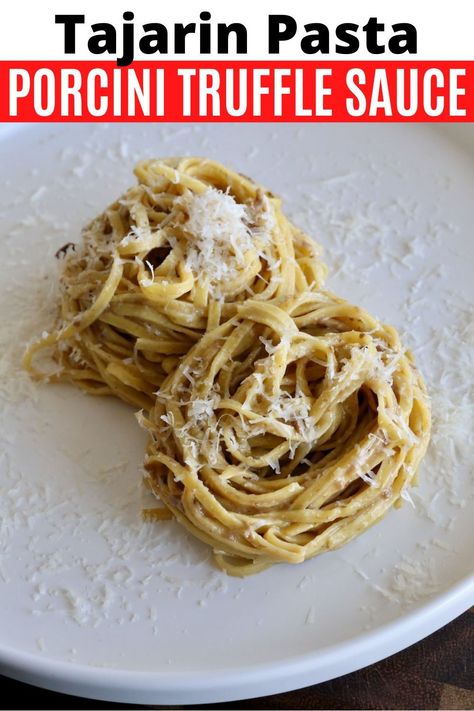 How to make homemade Tajarin Pasta from Piedmont. Our easy recipe features fresh tajarin egg noodles, butter, porcini truffle cream sauce and parmesan cheese. Pasta With Truffle Sauce, Truffle Pasta Recipe, Italian Truffle Pasta, Truffle Butter Pasta, Truffle Oil Recipes Pasta, Healthy Noodles, Truffle Sauce, Pasta Varieties, Truffle Butter