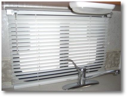 Rv Window Treatments, Camper Blinds, Rv Blinds, Rv Curtains, Camper Curtains, Window Blinds And Shades, Diy Caravan, Rv Windows, Camper Windows