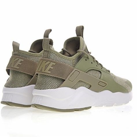 Nike Air Huarache Run Ultra Green & White Running Shoes. Bottoms Are Dirty From Normal Wear But Can Easily Be Cleaned And Look Brand New. No Other Flaws. White Running Shoes, Shoes Nike Air, Huarache Run, Nike Air Huarache, Air Huarache, Nike Green, Shoes Color, Shoes Nike, Men's Nike