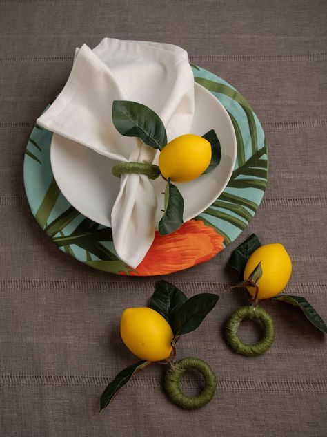 Lemon Napkin Rings, Lemon Themed Party, Napkin Folds, Cutlery Design, Lemon Decor, 75th Birthday, Easter Projects, Dinner Decoration, Napkin Folding