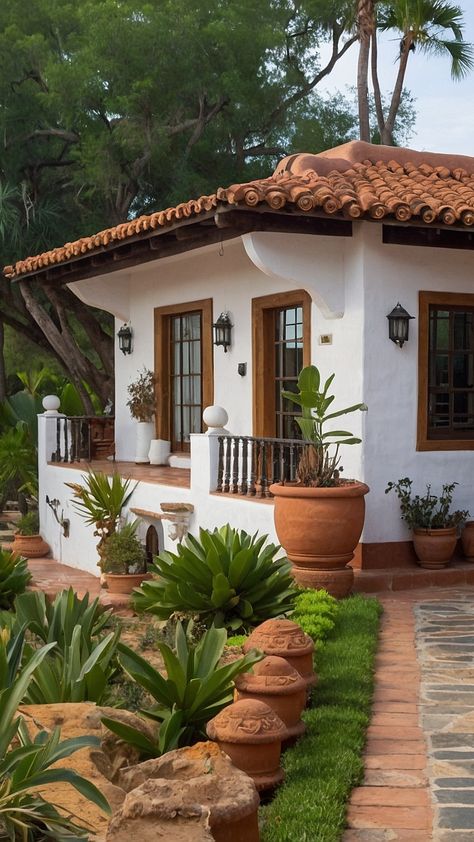 15 Stylish Hacienda House Ideas for a Mexican-Inspired Home Makeover - Inspire Inlet Minimalist Mexican House, Small Vintage House Exterior, Small Hacienda Style Homes, Mexican Garden Hacienda Style, Small Mexican House, Hacienda Style House, Traditional Mexican House, Mexican House Exterior, Hacienda Style Homes Mexican