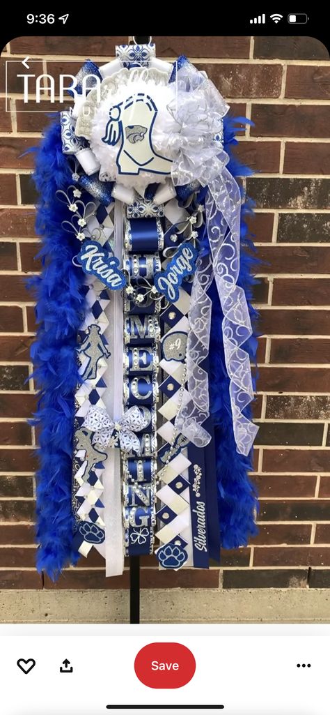 Unique Homecoming Mums, Texas Mums, Mums And Garters, Homecoming Mums Senior, Homecoming Spirit Week, High School Homecoming, Texas Homecoming Mums, Homecoming Garter, Homecoming Spirit