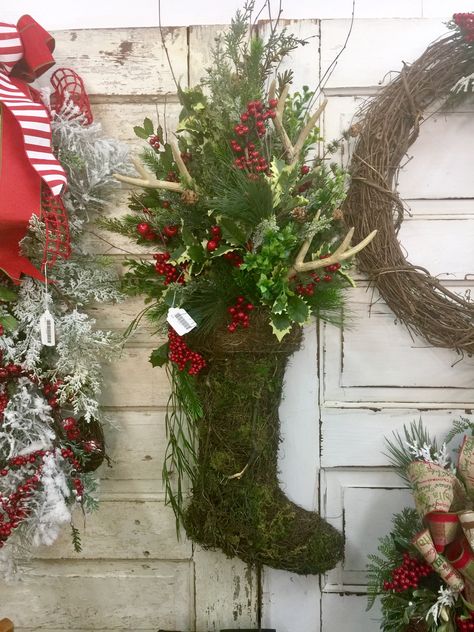 Christmas Arrangement in a Moss and Wood Stocking #arrangement #christmasarrangement #woodlandarrangement #stocking #stockingarrangement #kandk #blessyourheartofal #blessyourheart #customfloral #eclecticalabama Christmas Stocking Floral Arrangements, Wood Stocking, Christmas Flower Arrangements, Diy Xmas Gifts, Christmas Arrangements, Holiday Magic, Tree Ideas, Christmas 2020, Craft Fair