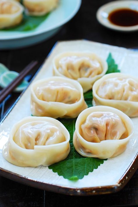 Kimchi Mandu, Traditional Kimchi Recipe, Mandu Recipe, Mandu Korean, Kimchi Dumplings, Korean Dumplings, Fermented Kimchi, Vegetable Dumplings, Dumpling Filling