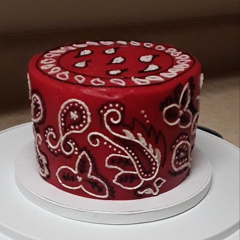 Bandana Cake Red Bandana Party Ideas, Red Bandana Cake, Bandana Cake, Baking 101, Banana Print, Red Bandana, Butter Dish, Themed Cakes, 1st Birthday