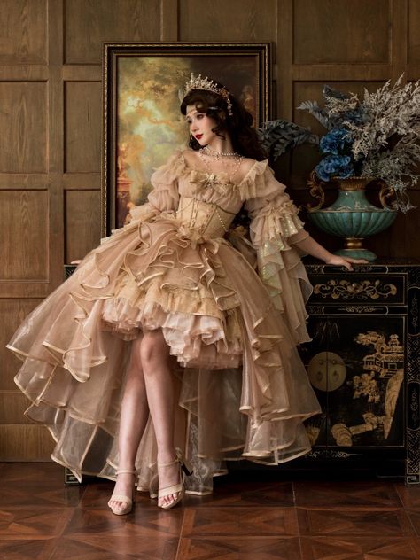 Aristocrat Fashion, Victorian Era Dresses, Russian Clothing, Standing Poses, Girly Dresses, Pretty Prom Dresses, Vintage Gowns, Fairy Dress, Fantasy Fashion