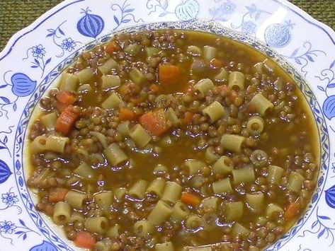 Pasta With Lentils, Italian Lentil Soup Recipe, Peasant Food, Lentil Dishes, Lentil Pasta, Italian Dinner Recipes, Slow Cooker Vegetarian, Lentil Soup Recipes, Sicilian Recipes