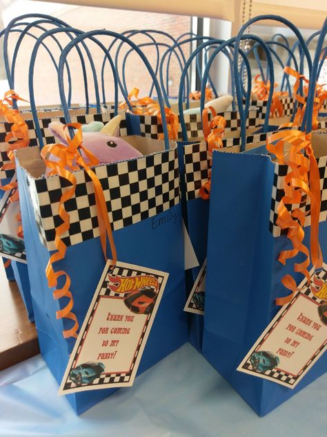 Hot Wheels Birthday Party Goodie Bags, Hot Wheels Gift Bags, Hot Wheels Birthday Favors, Hot Wheels Loot Bag Ideas, Cars Theme Birthday Party Gift Bags, Hot Wheels Favor Bags, Hot Wheels Birthday Party Ideas Favors, Hot Wheels Birthday Party Centerpieces, Hot Wheels Theme Birthday Party Decorations