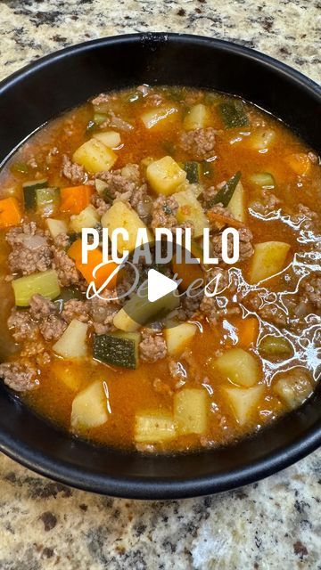 Alba Janeth Celaya JAJACOCINA on Instagram: "Picadillo de res!   #picadillo #picadilloderes #picadillodecarne #guisado #guisados #comidamexicana #comidacasera #recetasfaciles #recetasmexicanas #easyrecipes #mexicanfood #viralreels #explorepage #jajacocina" Easy Mexican Picadillo Recipe, Carne Picada Recipes, Mexican Picadillo, Beef Picadillo, Picadillo Recipe, Mexican Soup Recipes, Mexican Soup, Mexican Dinner, Easy Mexican