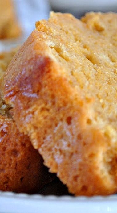 20 reviews · Vegetarian · Serves 8 · Starbucks Pumpkin Pound Cake #starbucks #pumpkin #copycat #bread #thanksgiving Starbucks Pumpkin Pound Cake, Pumpkin Pound Cake Recipes, Pumpkin Pound Cake, Starbucks Pumpkin Bread, Bolo Fit, Pound Cake Recipe, Starbucks Pumpkin, Keto Cake, Pumpkin Bread Recipe