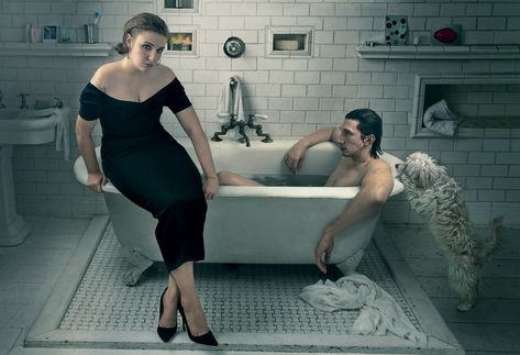 31 of the Best Bathtubs in Vogue Anne Leibovitz, Annie Leibovitz Photography, Girls Hbo, Beautiful Bathtubs, Vogue Photo, Dunhuang, Vogue Archive, Lena Dunham, High Fashion Looks