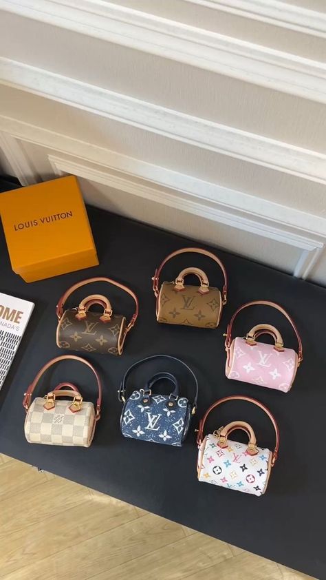 Luis Viton, Sac Louis Vuitton, Luxury Tote Bags, My Style Bags, Prada Jewelry, Luxury Bags Collection, Lv Purse, Women's Bags By Shape, Girly Bags