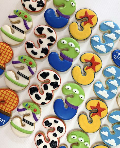 https://flic.kr/p/2hGG3Vj | 3rd Birthday Toy Story Themed Cookies Toys Story 3 Birthday, Toy Story Birthday Cookies Boy, Toy Story Cookies Decorated 3rd Birthday, Toy Story Birthday Theme Ideas, 3 Toy Story Birthday, Third Toy Story Birthday, You Story Cookies, Toy Story Theme Cookies, 3rd Toy Story Birthday