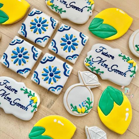 Amalfi Cookies, Amalfi Coast Cookies, Amalfi Coast Cake, Italian Bridal Showers, Italian Party, Yummy Sugar Cookies, Amalfi Coast Wedding, Paint Cookies, Bridal Shower Cookies