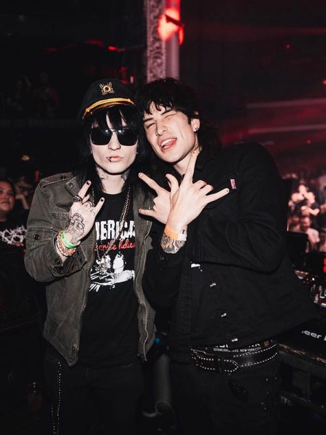 Jake Webber, Johnnie Guilbert