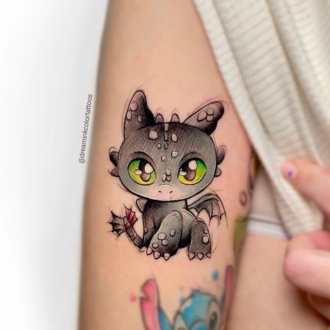 Dreaminkcolor-Disney and anime (@dreaminkcolortattoos) • Instagram photos and videos Toothless Tattoo, Positivity Tattoo, Black Dragon Tattoo, Dragon Tattoo Drawing, Dragon Tattoo Meaning, Red Dragon Tattoo, Stitch Tattoo, Sick Tattoo, Simple Tattoo Designs