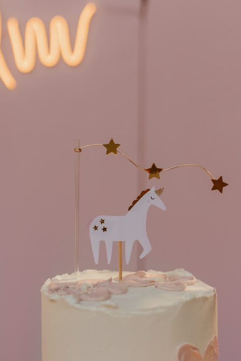 Carousel Theme, Ice Cream Crafts, Baby Birthday Ideas, Cake Kids, Horse Party, Ideas Cumpleaños, Baby Mine, Fairy Birthday, Paper Craft Ideas