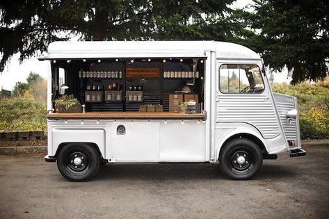 I like the white exterior, wood counter and black interior. Foodtrucks Ideas, Coffee Food Truck, Mobile Cafe, Food Vans, Mobile Coffee Shop, Coffee Trailer, Coffee Van, Food Van, Mobile Food Trucks