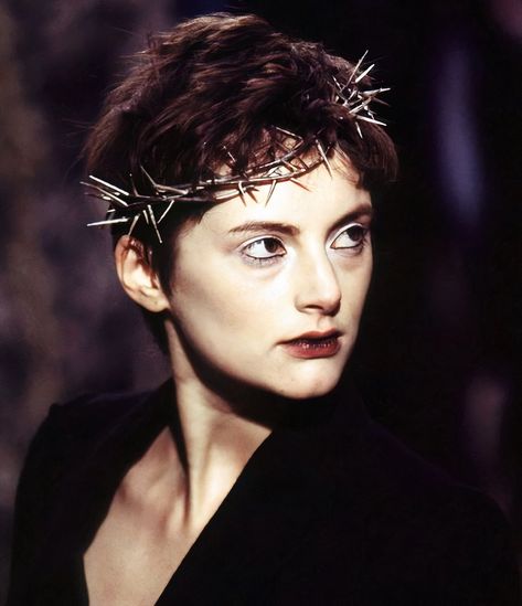 Alexander Mcqueen Savage Beauty, Shaun Leane, Savage Beauty, Mcqueen Fashion, Mcq Alexander Mcqueen, Crown Of Thorns, 여자 패션, Dark Fashion, Headpiece