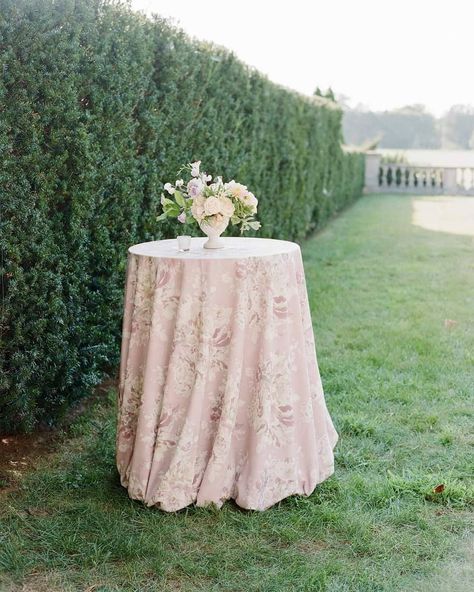 Rosewood Cora BBJ Linen Wedding Tablecloth Ideas, Rosewood Table, Wedding Table Linens, Wedding Tablecloths, Contemporary Accessories, Rose Tone, Table Linen, Gold Sequins, Chair Covers