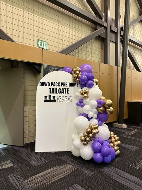 Purple Gold White Balloon Garland, Purple Gold Balloon Garland, Purple And Black Balloon Garland, Purple And Gold Balloon Garland, Purple And Gold Backdrop, Lavender Balloon Arch, Purple Grad Party, Balloon Arch For Wedding, Purple Balloon Arch