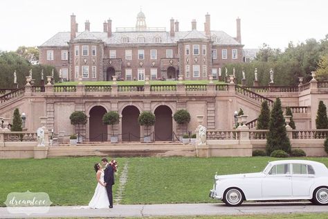 The bride and groom are pictured next to their Rolls Royce and in front of the epic Crane Estate mansion on Castle Hill. This wedding venue is a storybook setting for a coastal wedding! Charlotte Lucas, Crane Estate Wedding, Estate Mansion, Coastal Wedding Venues, Crane Estate, Rustic Bride, Storybook Wedding, Epic Party, Cape Ann