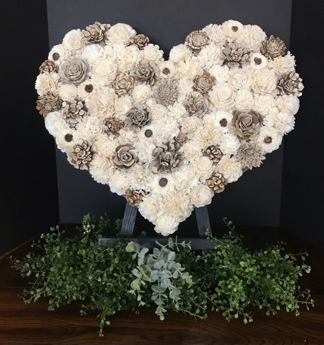 Wood Flower Wreath, Flowers Craft, Garden Grove, Wreath Farmhouse, Wood Flowers, Flower Ideas, Nov 6, Flower Heart, Flower Wreath