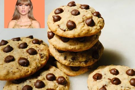 I Tried Taylor Swift’s Favorite Chocolate Chip Cookie Recipe | The Kitchn Chocolate Pairings, Chocolate Chip Cookie Recipe, Flaky Salt, Chip Cookie Recipe, Oatmeal Chocolate Chip Cookies, Perfect Cookie, Turning Point, Chocolate Chip Oatmeal, Super Yummy