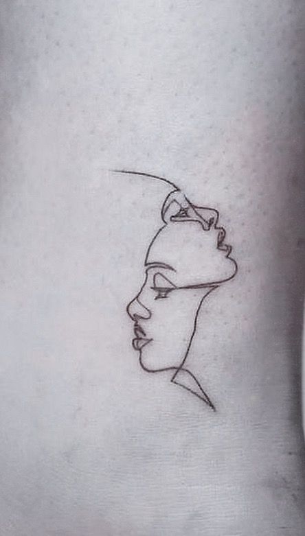 Faces Outline Tattoo, Abstract Friendship Tattoo, Line Work Face Tattoo, Linework Face Tattoo, Greek Bust Tattoo Minimalist, Faces Tattoo Minimalist, Sculpture Tattoo Minimalist, Famous Art Tattoo Minimalist, Minimalist Face Tattoo