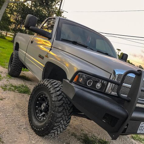 2nd Gen Cummins!  Dodge Ram Diesel looking sharp!! #k2motor #specdtuning #specd #ram #offroad #4x4 #dirt #mud #dodge #cummins #dieseltrucks #liftedtrucks Dodge Cummins Diesel 2nd Gen, 2nd Gen Cummins Single Cab, 2nd Gen Dodge Cummins, Second Gen Dodge, Second Gen Cummins, Dodge 2500 Cummins, 2nd Gen Cummins, Cummins Diesel Trucks, Dodge Cummins Diesel