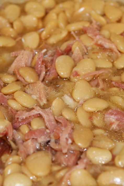 Crockpot Lima Beans, Lima Bean Soup Recipes, Soup Recipes Ham, Lima Beans In Crockpot, Lima Bean Soup, Lima Bean Recipes, Pork Soup Recipes, Butter Beans Recipe, Beans In Crockpot