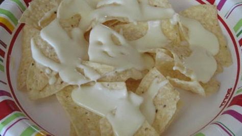 Homemade white queso dip made with Monterey Jack cheese is a quick and easy version of cheese dip using 6 simple ingredients. Monterey Jack Cheese Recipes, Homemade Cheese Dip, Mexican White Cheese Dip, Mexican White Cheese, White Cheese Dip, White Queso Dip, White Queso, Queso Recipe, Queso Cheese