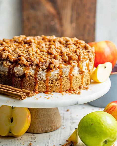 Cheesecake Stuffed Baked Apples, Apple Pie Stuffed Cheesecake, Pie Stuffed Cheesecake, Stuffed Cheesecake, Baked Apple Cheesecake, Pumpkin Pie Cheesecake Recipe, Fall Cookout, Apple Pie Cheesecake, Bakery Aesthetic