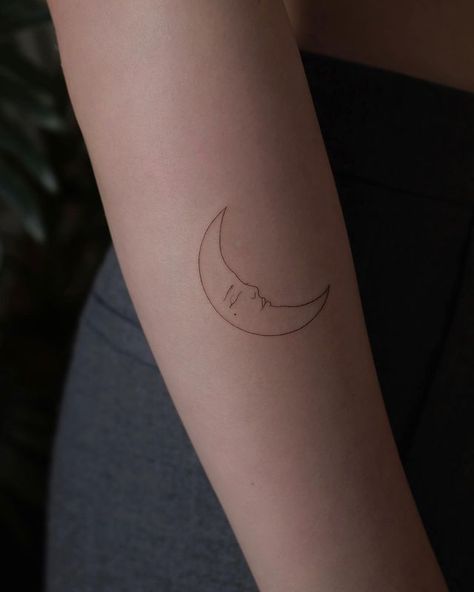 Waning Crescent Tattoo, Crescent Moon Tattoo Ideas, Waning Crescent Moon Tattoo, Moon Shoulder Tattoo, Crescent Tattoo, Crescent Moon Tattoos, Moon Outline, Waning Crescent Moon, Moon Tattoo Ideas