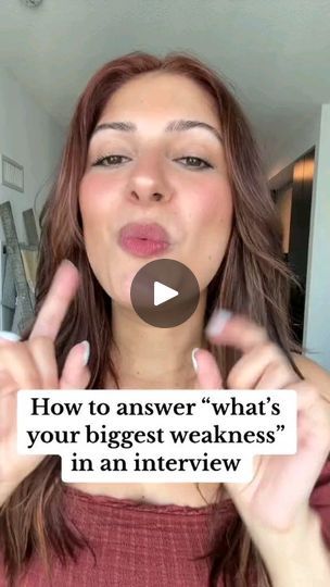 14K views · 552 reactions | How to properly answer job interview questions about your greatest weakness!
◇
Credit: @emily.the.recruiter
◇
#job#interview#interviewtips#career#jobinterview | Interview Help, Job Interview Questions, Facebook Reels, Interview Questions, Job Interview, Interview, Career, Audio