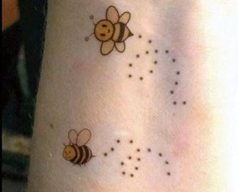 Simple Honey Bee Temporary Tattoos Small Bee Tattoo, Honey Bee Tattoo, Tattoo Removal Cost, Bumble Bee Tattoo, Tattoo Tiny, Tattoo Cream, Bug Tattoo, Latest Tattoos, Cool Tattoos For Guys