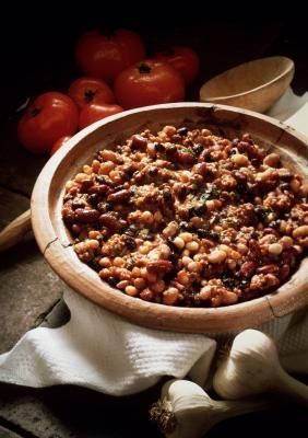 How Do I Get My Beans to Soften in Chili? Chili Without Beans, Chili Dinner, Football Party Foods, Chili Cook Off, Turkey Chili, Cook Off, No Bean Chili, Baked Beans, Chili Recipes