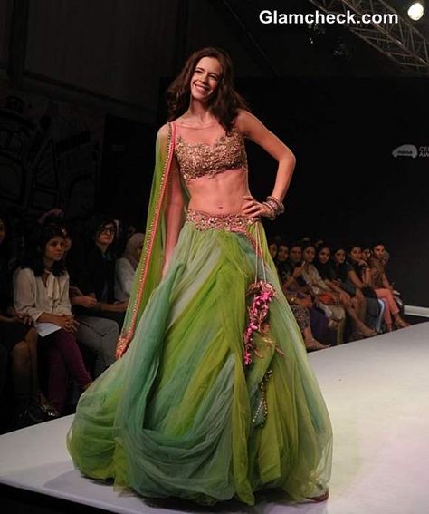 Kalki Koechlin For at LFW Winter-Festive 2013 Green Lengha, Kalki Koechlin, Engagement Lehenga, Sangeet Outfit, Anushree Reddy, Shimmery Dress, Indian Bridal Lehenga, Bollywood Style, Ethnic Outfits