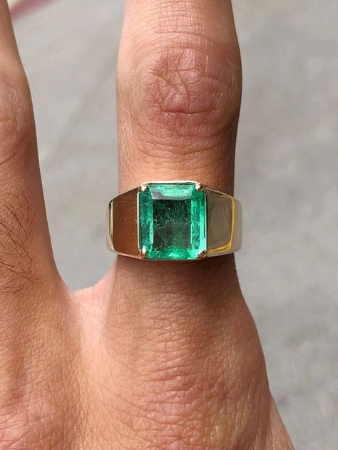 Looks even better in real life! very nice and soft tights! Mens Gemstone Ring, Gold Emerald Ring For Men, Men Gemstone Ring Design, Cushion Cut Emerald Ring, Men Emerald Ring Gold, Mens Emerald Ring, Men Emerald Ring, Men’s Emerald Ring, Green Stone Ring Gold Men