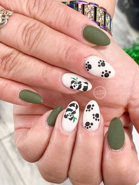 Cute Nails Animals, Cute Panda Nail Art, Animal Gel Nails, Panda Nails Designs, Nail Designs Animals, Panda Nail Art Design, Cute Animal Nails, Nails Ideas For Fall, Nails Ideas For Winter