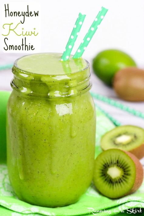 Honey Dew Kiwi Smoothie recipe. Vegan, Vegetarian, Creamy, Healthy and delicious!/ Running in a Skirt Healthy College Snacks, Honeydew Smoothie, Kiwi Smoothie Recipes, Unique Smoothies, Smoothie Combinations, Melon Smoothie, College Snacks, Healthy College, Mint Smoothie